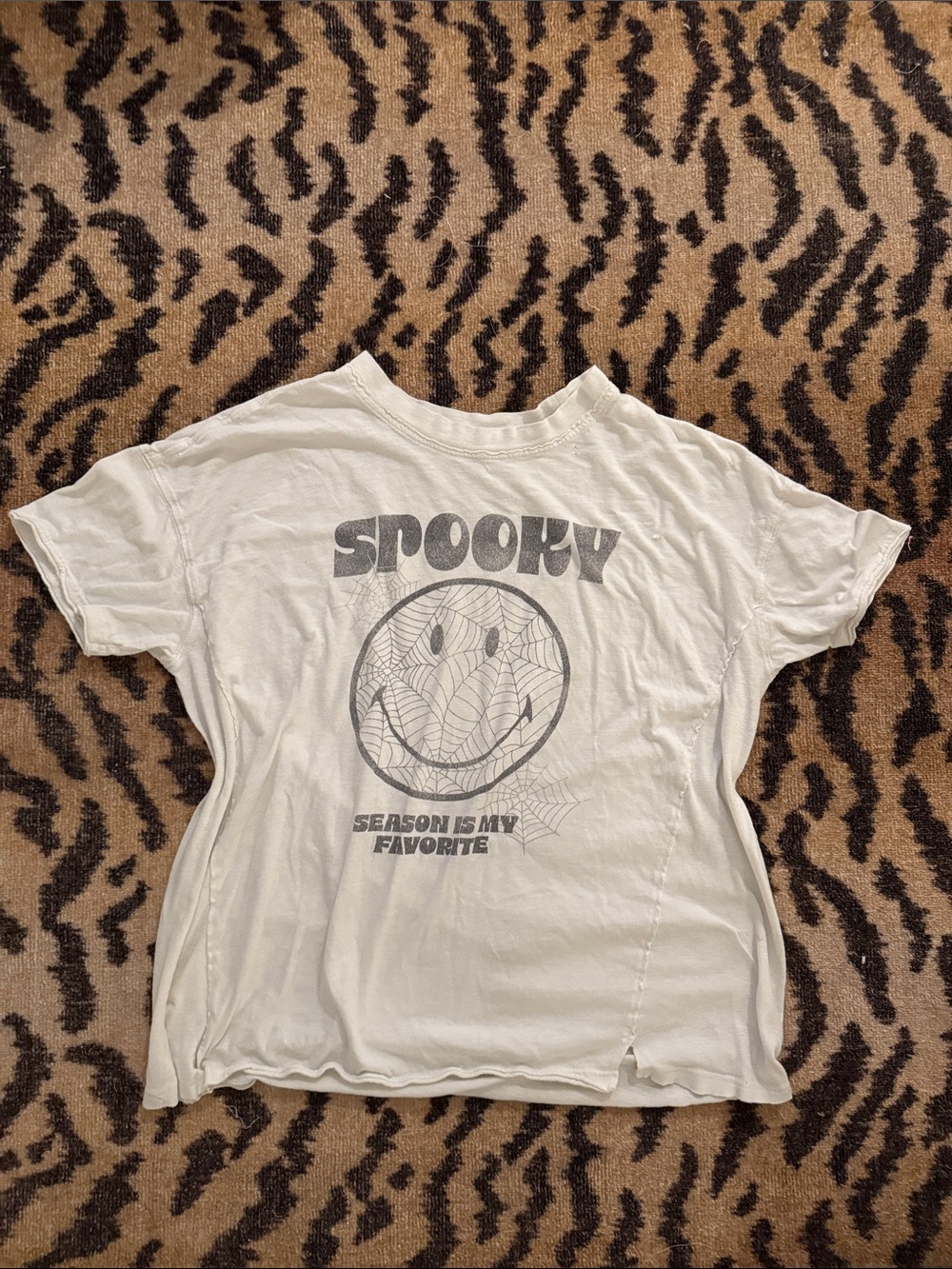 aerie White 'Spooky' Short Sleeve Graphic Tee
